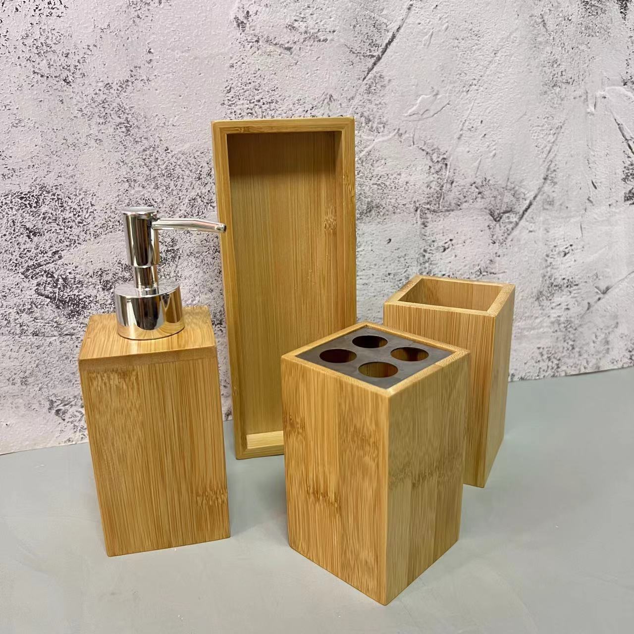 Set de Accesorios de Baño en Bambú Natural